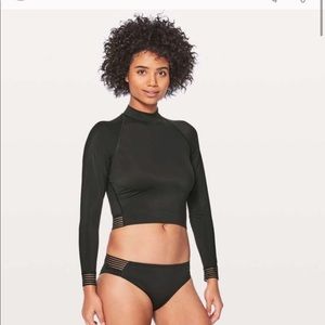 Lululemon swimming Deep End Rashguard top Size 6